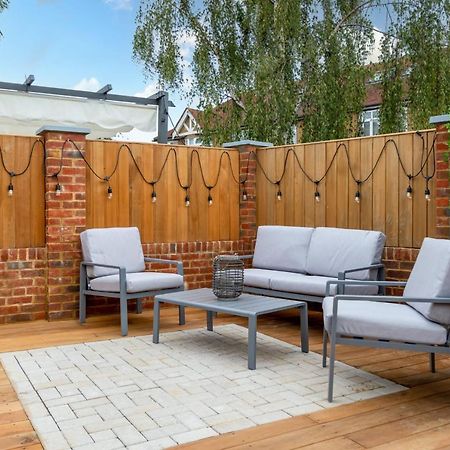 Guestready - Unique Home Near Wimbledon With Gorgeous Deck And Parking London Ngoại thất bức ảnh