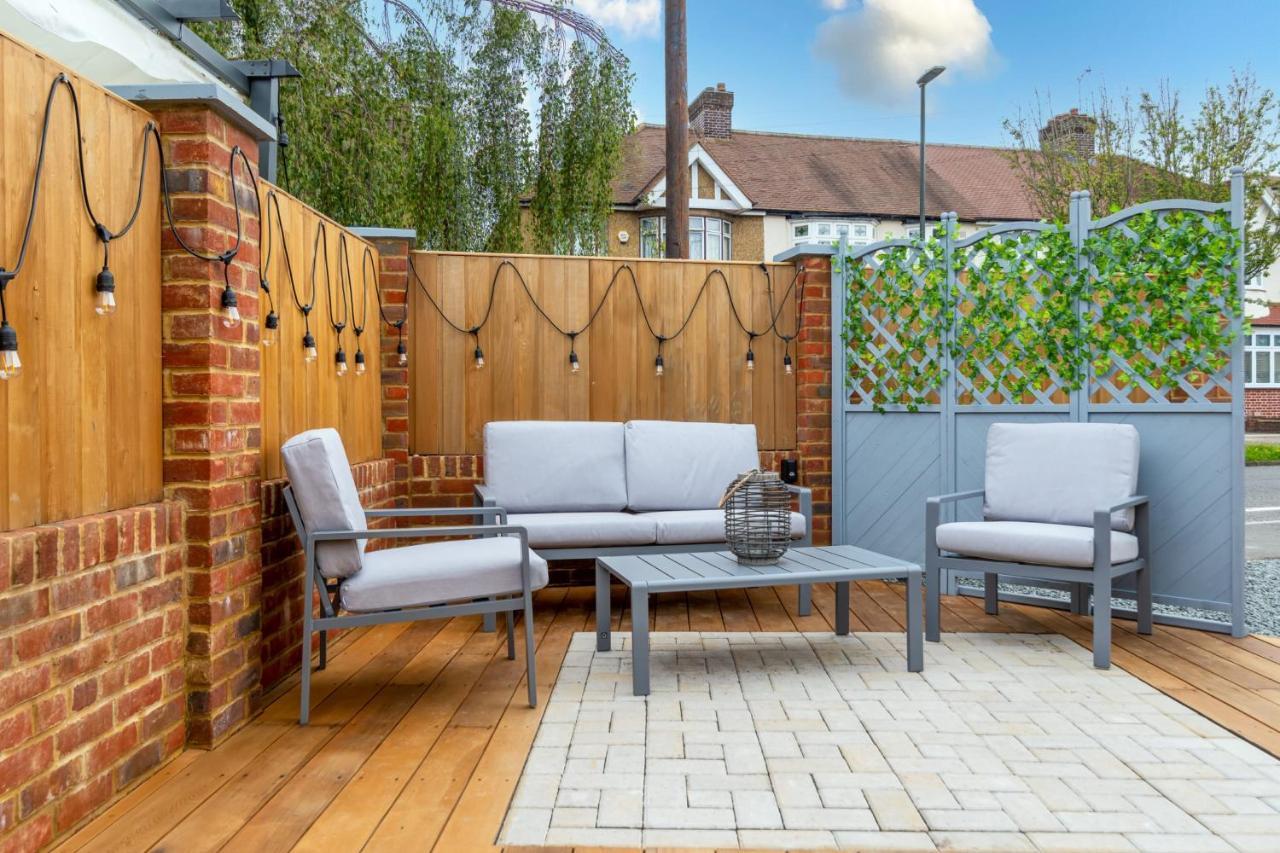 Guestready - Unique Home Near Wimbledon With Gorgeous Deck And Parking London Ngoại thất bức ảnh